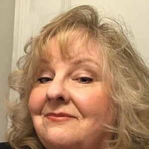 Meet your Posher, Pam